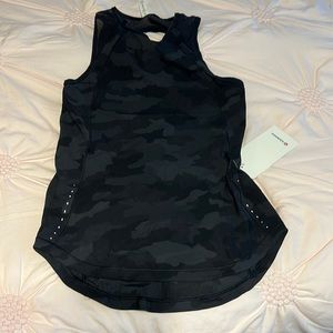 brand new lululemon sculpt tank top size 2
